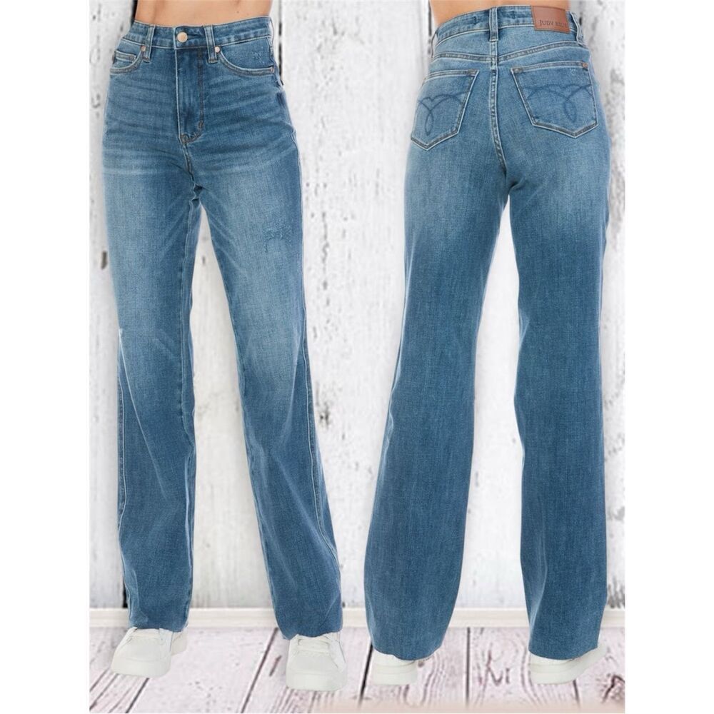 Judy Blue High Rise Tummy Control Straight Jeans Raw Hem Medium Wash NWT